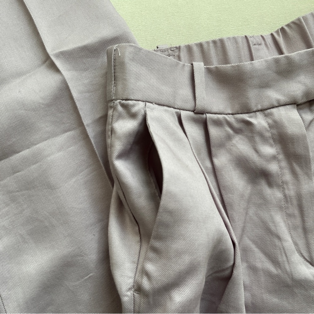 H&M Lavender Pleated Cropped Pants - Picture 5 of 10